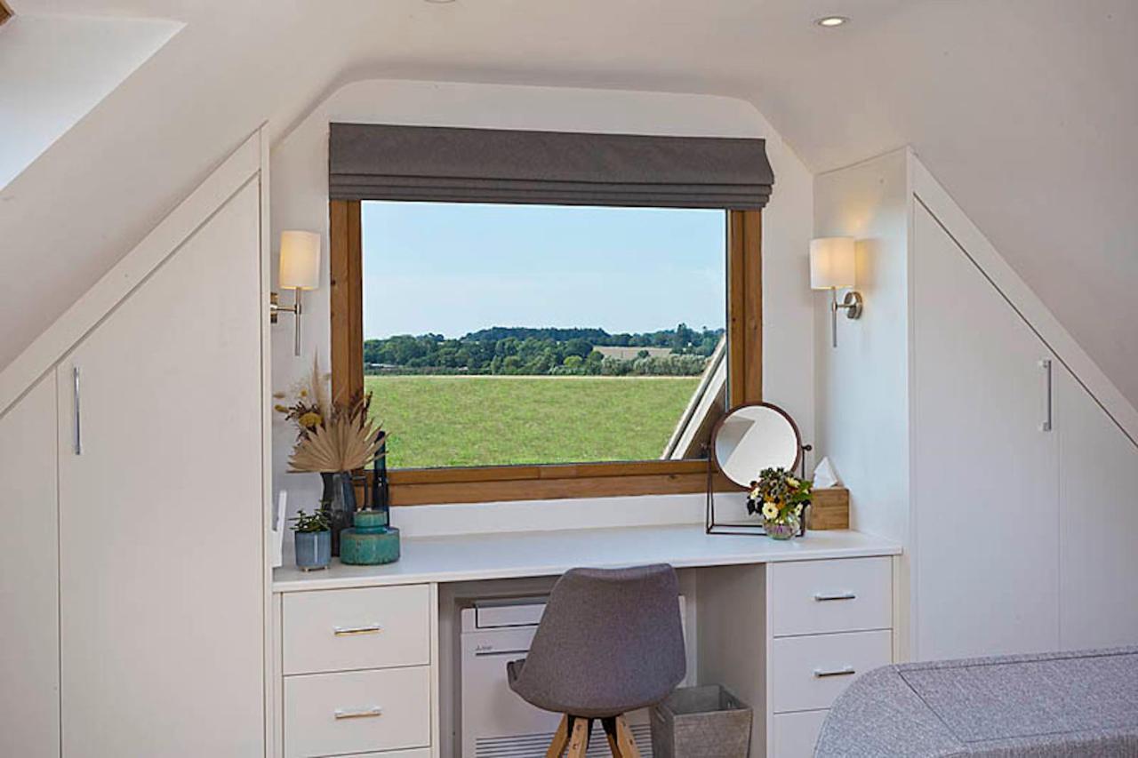 The Pheasantry Bed and Breakfast Wymondham  Exteriör bild