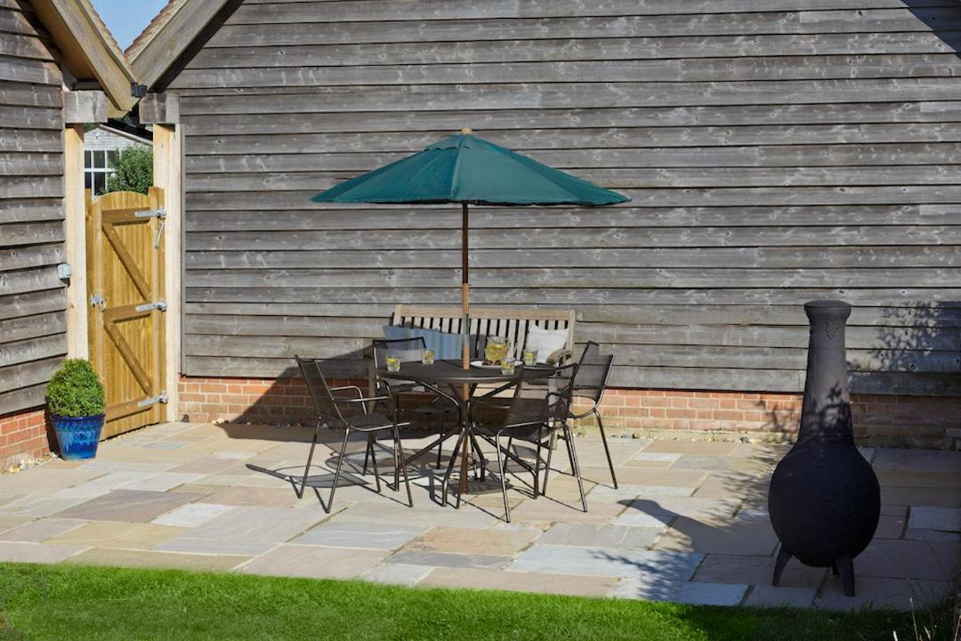 The Pheasantry Bed and Breakfast Wymondham  Exteriör bild