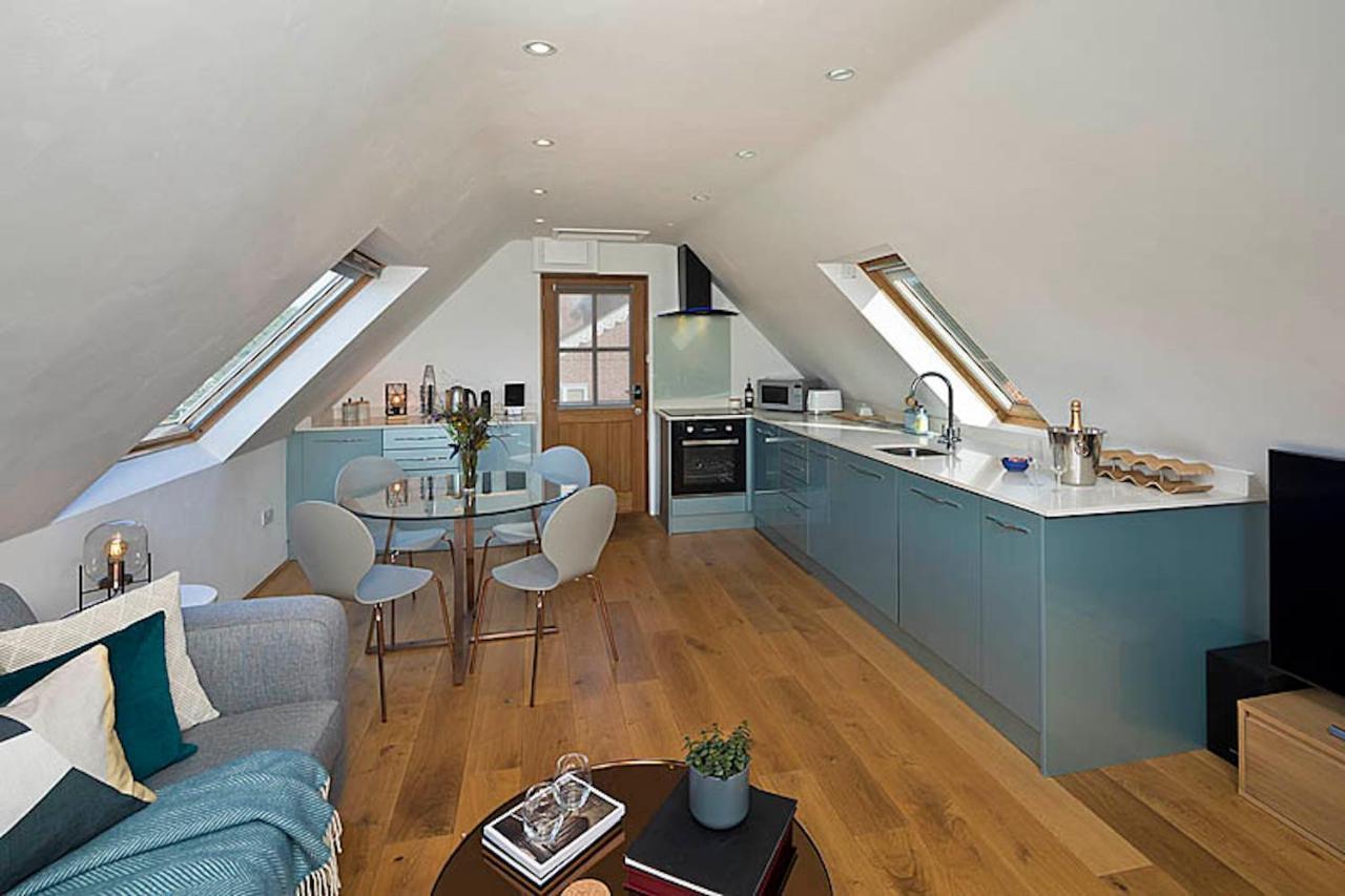 The Pheasantry Bed and Breakfast Wymondham  Exteriör bild
