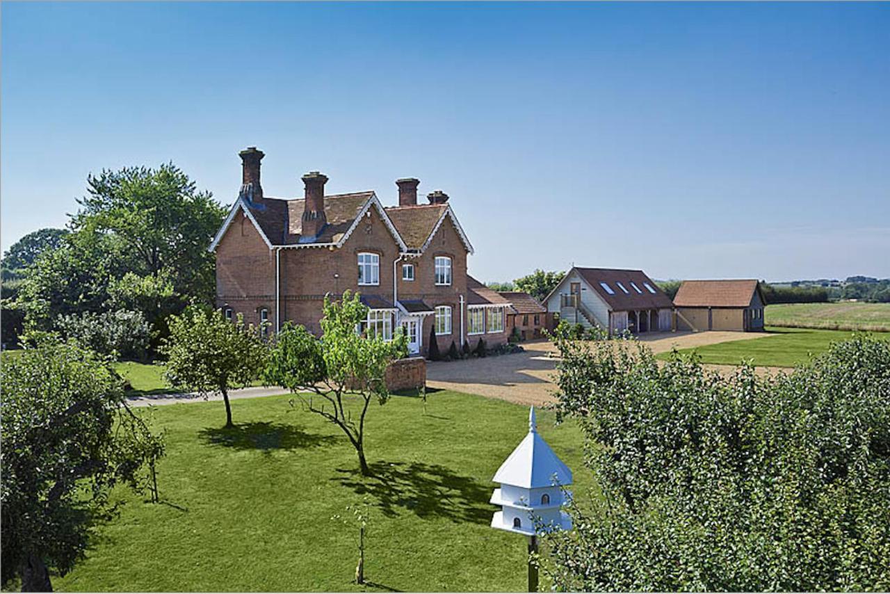 The Pheasantry Bed and Breakfast Wymondham  Exteriör bild