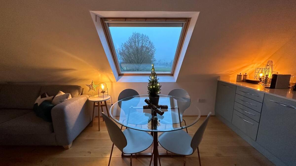 The Pheasantry Bed and Breakfast Wymondham  Exteriör bild